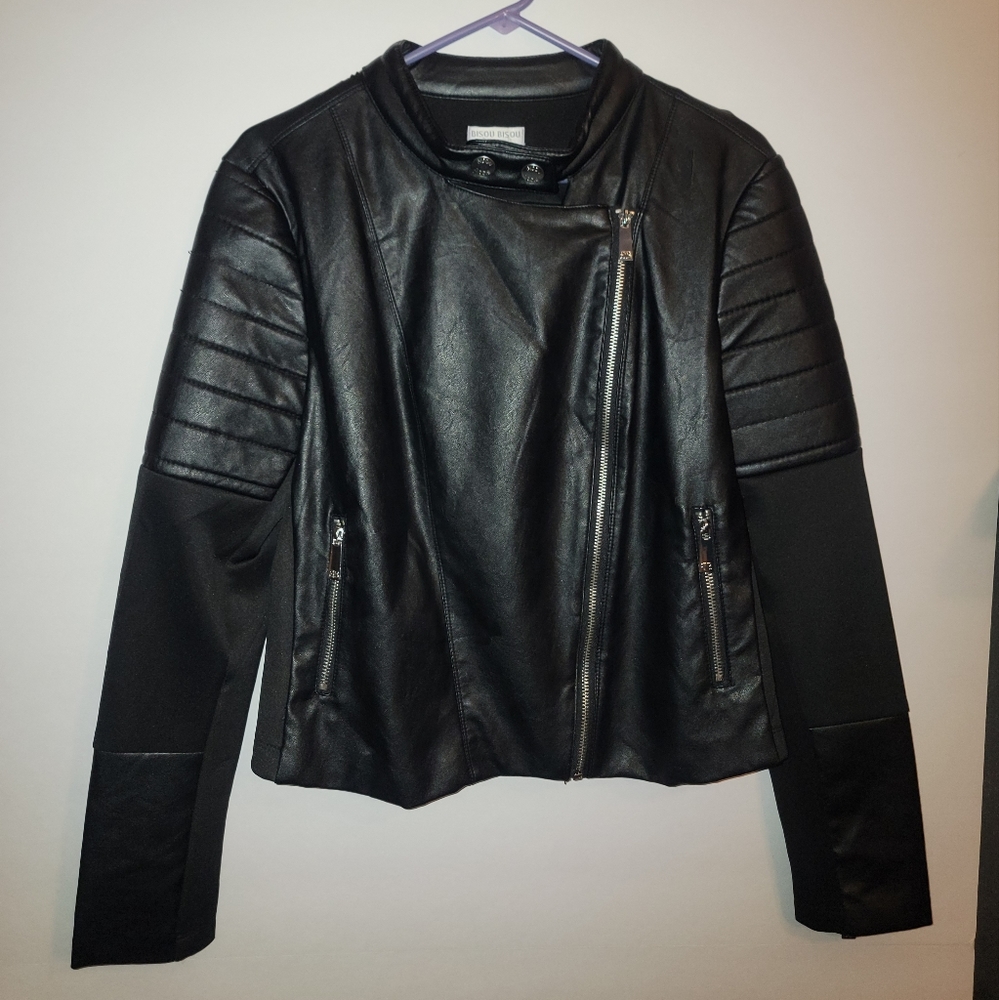 Bisou Bisou black leather jacket